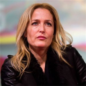 Gillian Anderson sesleniyor: Hadi doğru olanı yapalım!