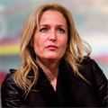 Gillian Anderson sesleniyor: Hadi doğru olanı yapalım!