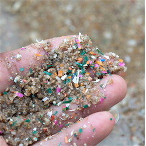 Plastiğin 1.5 trilyon dolarlık sağlık yükü